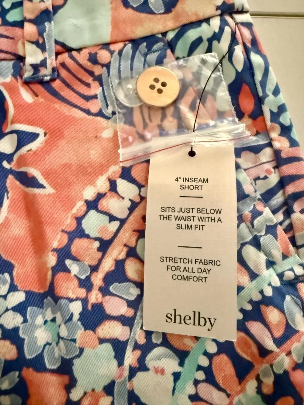 NWT Size 8 Crown & Ivy Paisley Scalloped Shorts Hem 4” Inseam